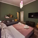 Panzió I Leoni Di Rosaroll Nápoly