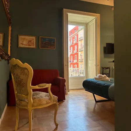 I Leoni Di Rosaroll 3* نابولي